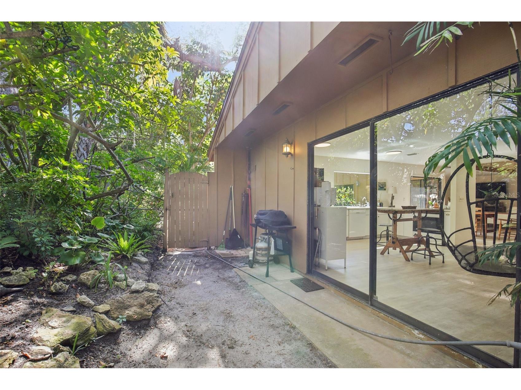 2411 Pheasant Ln Bradenton FL 34209 TB8484895 image35