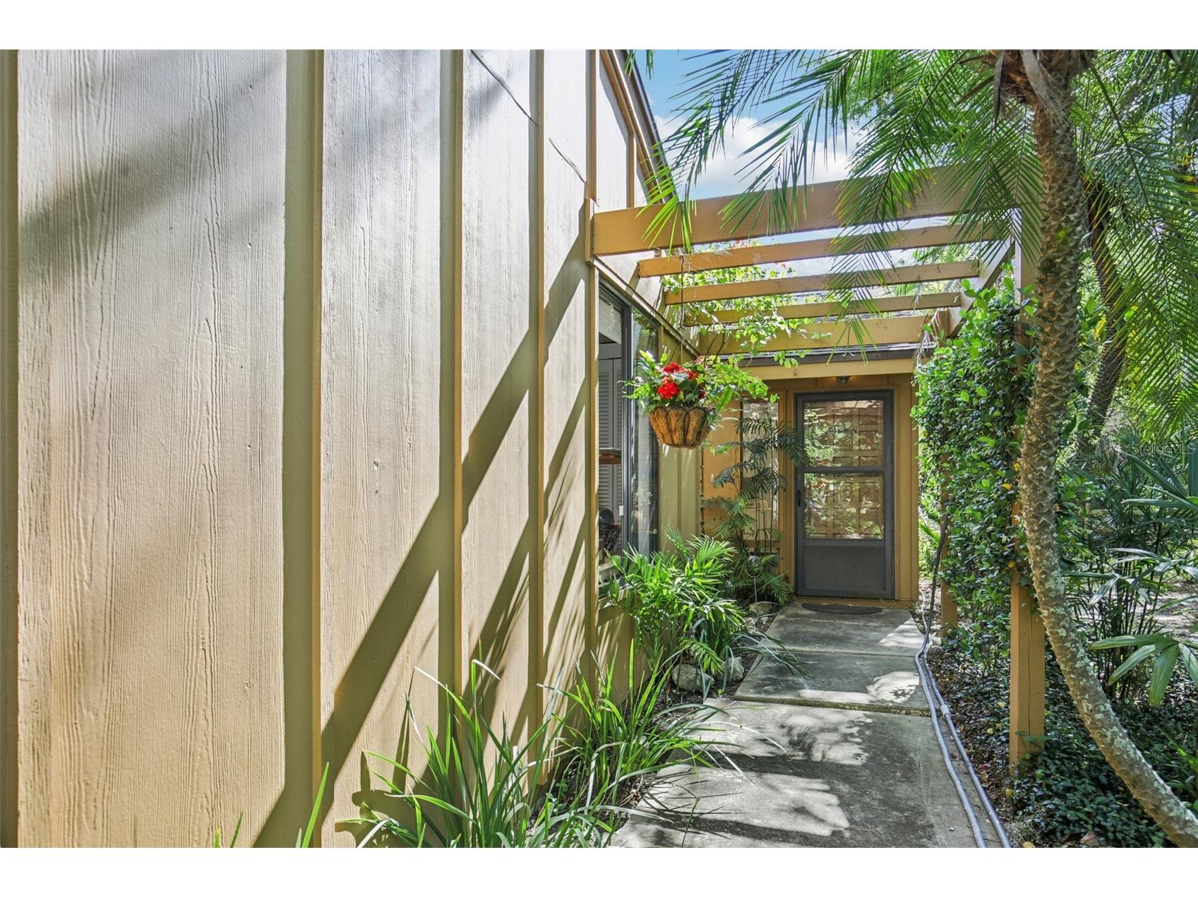 2411 Pheasant Ln Bradenton FL 34209 TB8484895 image5