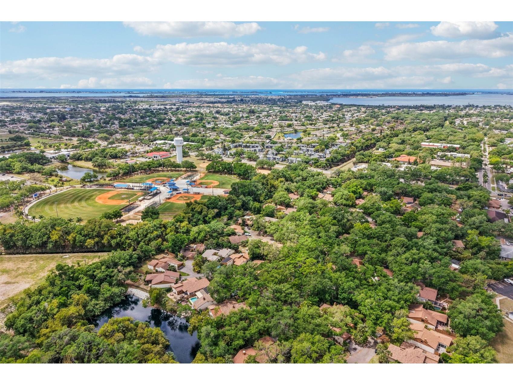 2411 Pheasant Ln Bradenton FL 34209 TB8484895 image54