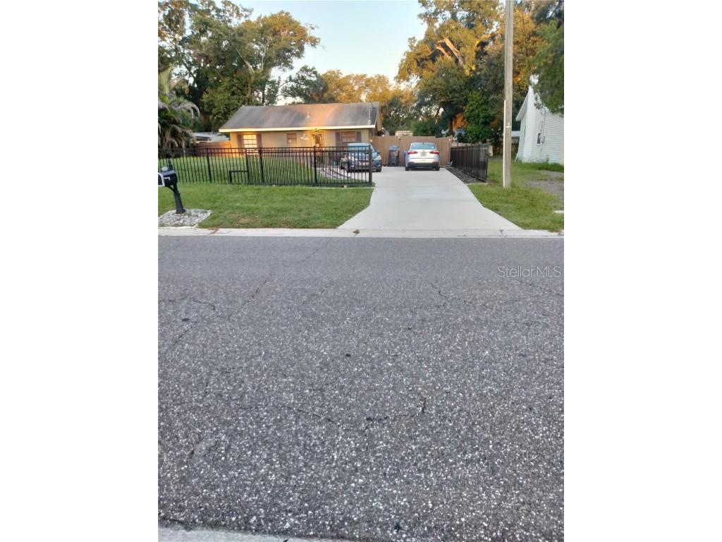 2411 S 70th Street Tampa FL 33619 A4583415 image1