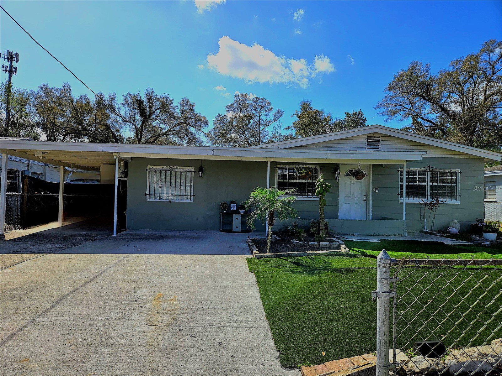 2411 S Ramona Circle Tampa FL 33612 TB8477985 image1