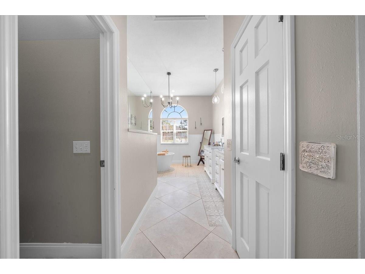 2411 SE 27th Street Ocala FL 34471 OM722924 image12