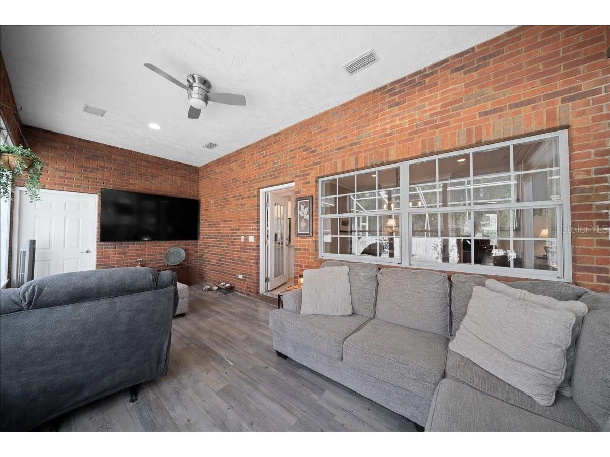 2411 SE 27th Street Ocala FL 34471 OM722924 image56