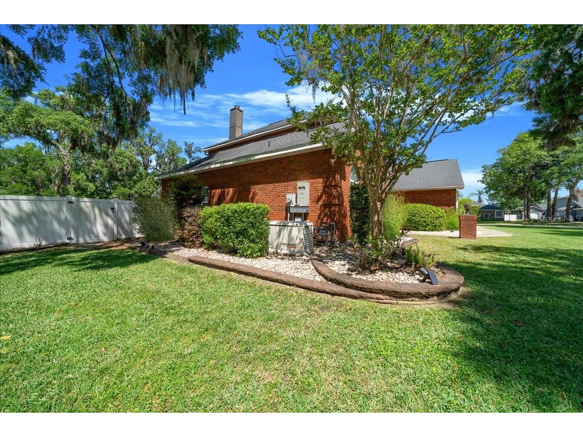 2411 SE 27th Street Ocala FL 34471 OM722924 image64