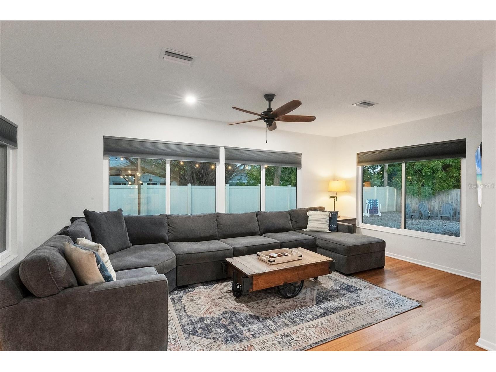2411 Valencia Drive Sarasota FL 34239 A4683111 image22