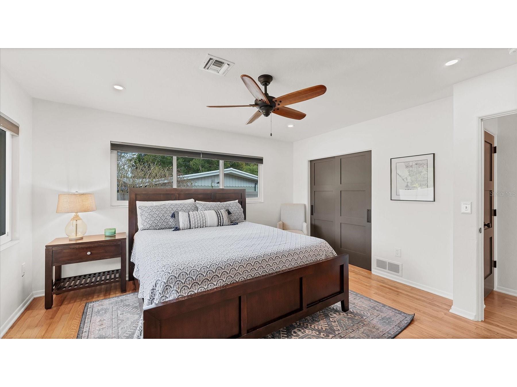 2411 Valencia Drive Sarasota FL 34239 A4683111 image30