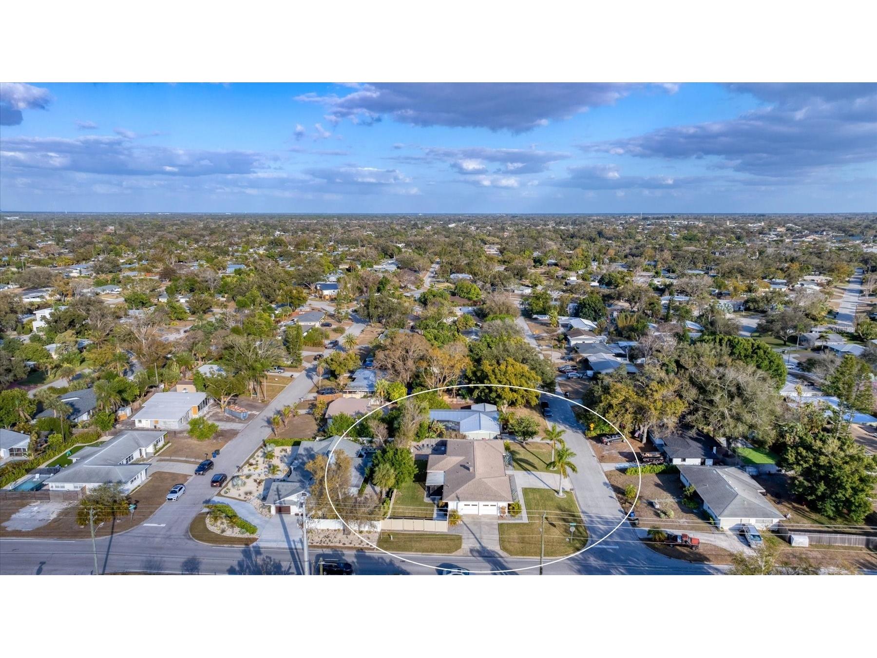 2411 Valencia Drive Sarasota FL 34239 A4683111 image56