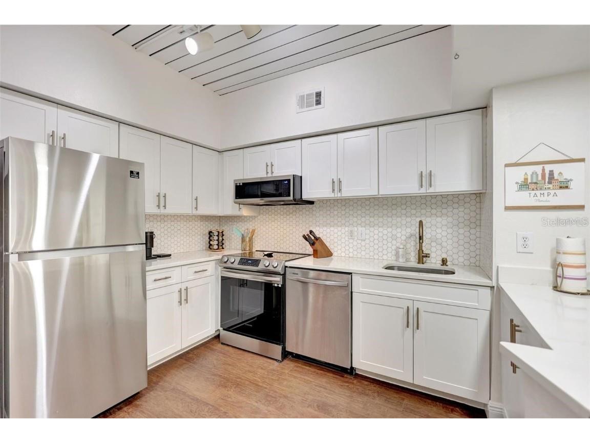 2411 W Horatio Street #526 Tampa FL 33609 TB8436596 image10