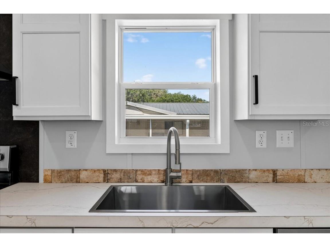 24116 Armadillo Road Astor FL 32102 P4936465 image16