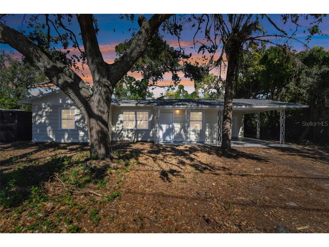 2412 38th Avenue W Bradenton FL 34205 TB8325266 image1