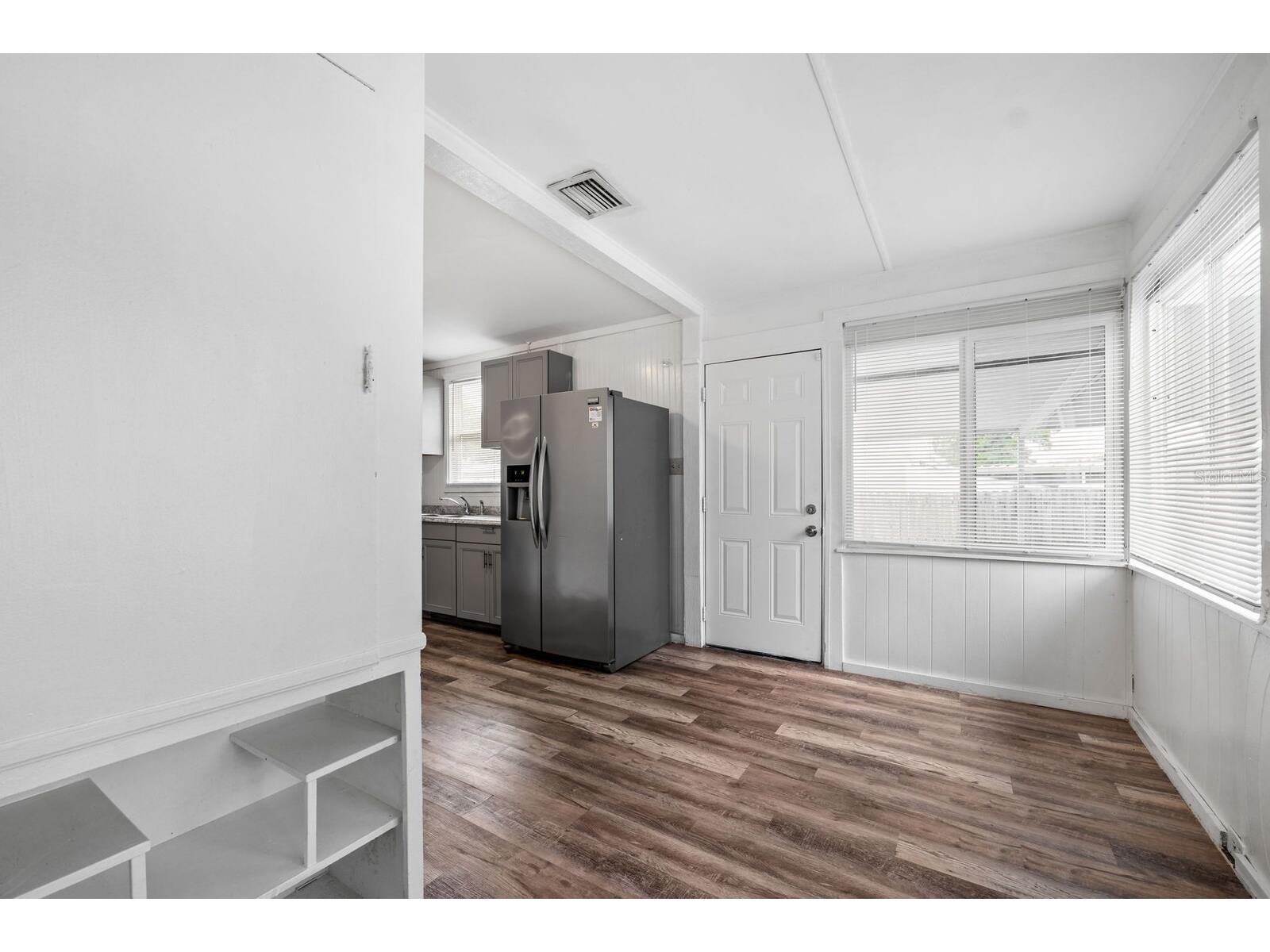 2412 51st Avenue N Saint Petersburg FL 33714 TB8523720 image11