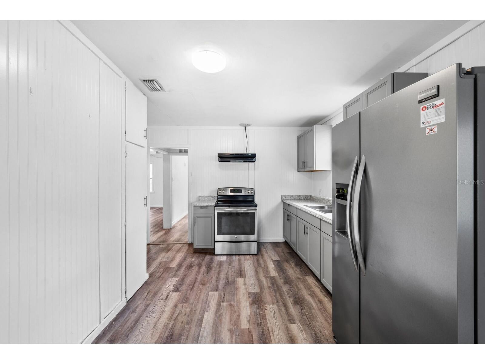 2412 51st Avenue N Saint Petersburg FL 33714 TB8523720 image12