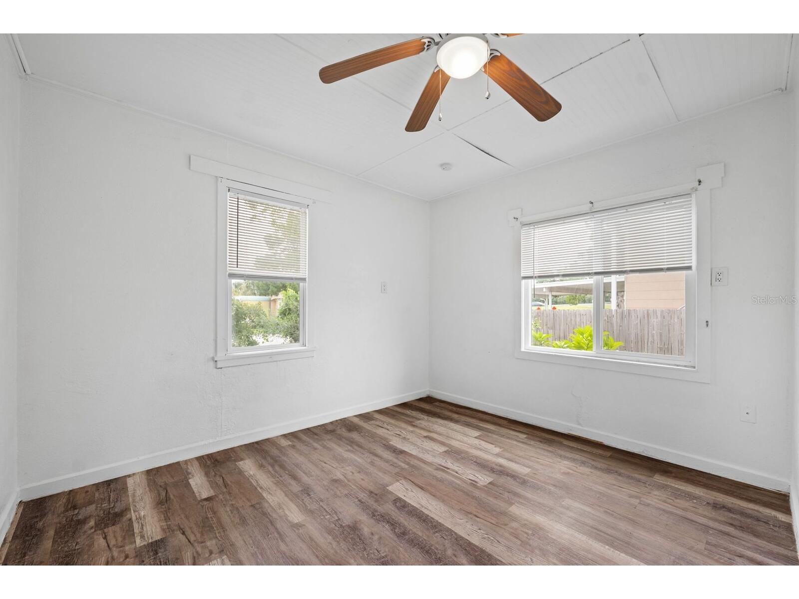 2412 51st Avenue N Saint Petersburg FL 33714 TB8523720 image18