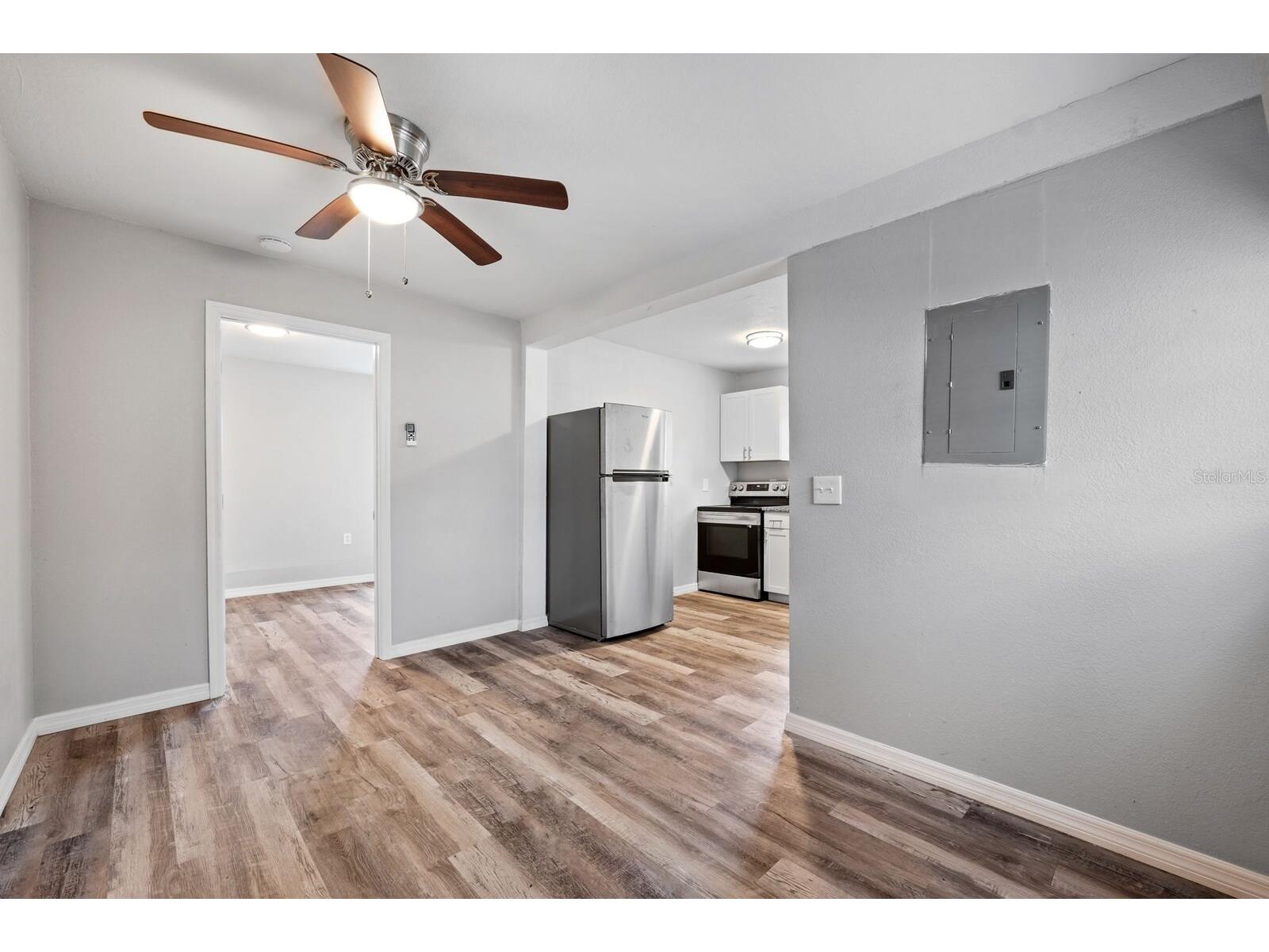 2412 51st Avenue N Saint Petersburg FL 33714 TB8523720 image21