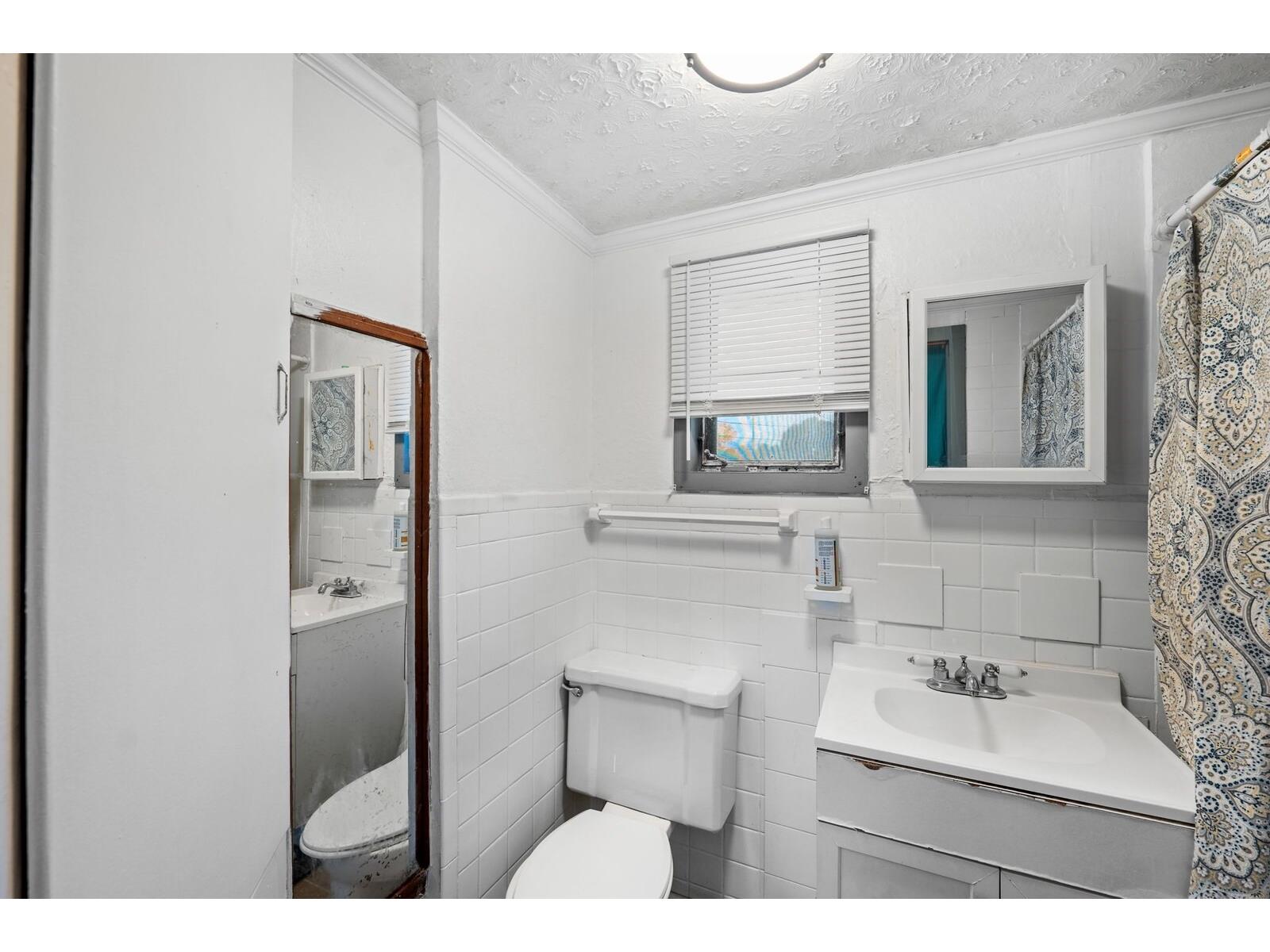 2412 51st Avenue N Saint Petersburg FL 33714 TB8523720 image32