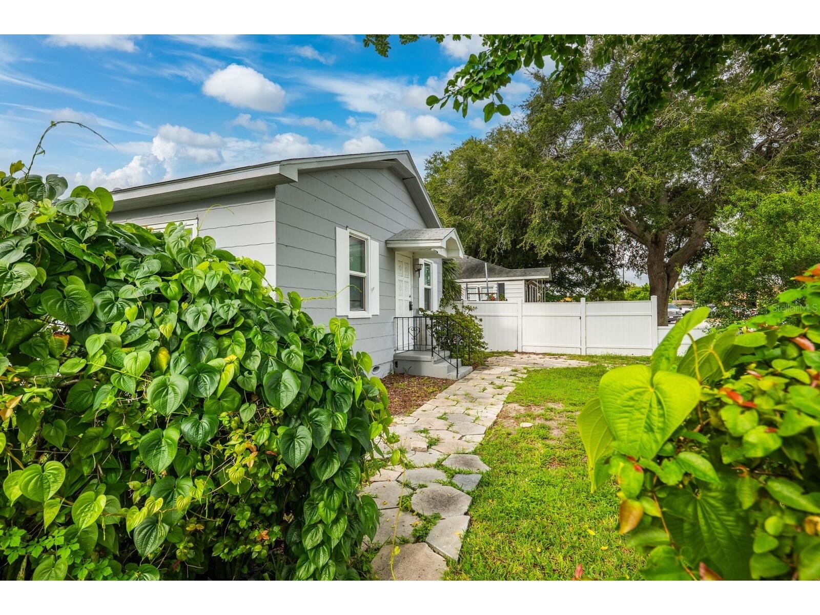 2412 51st Avenue N Saint Petersburg FL 33714 TB8523720 image4