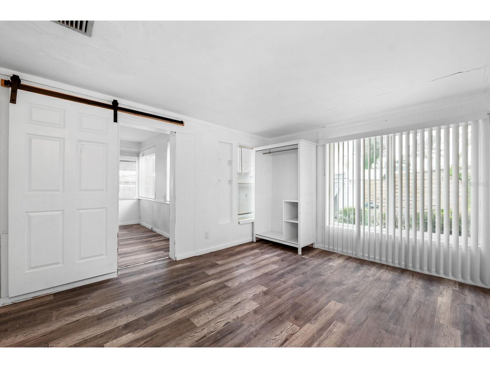 2412 51st Avenue N Saint Petersburg FL 33714 TB8523720 image53