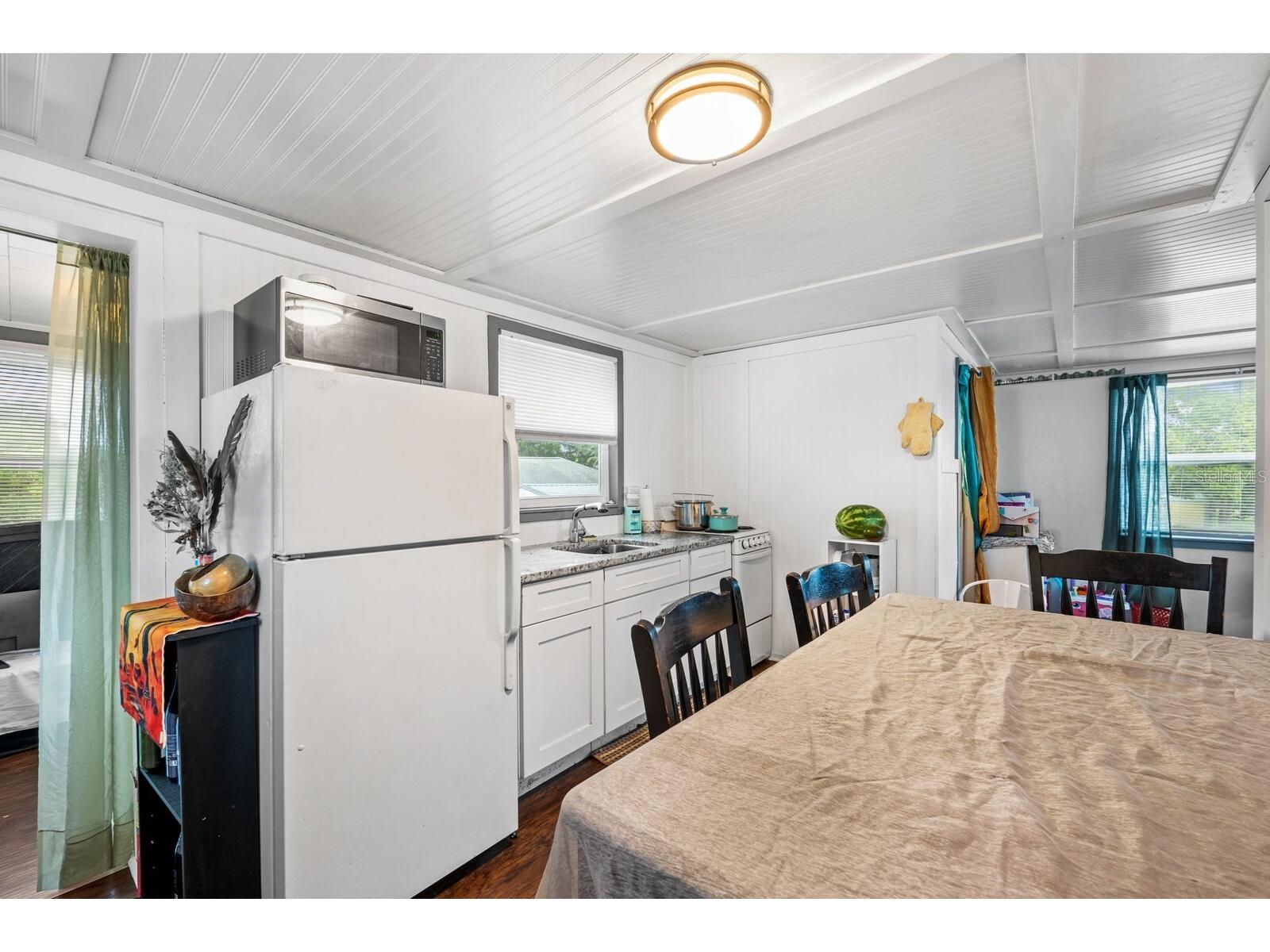 2412 51st Avenue N Saint Petersburg FL 33714 TB8523720 image59