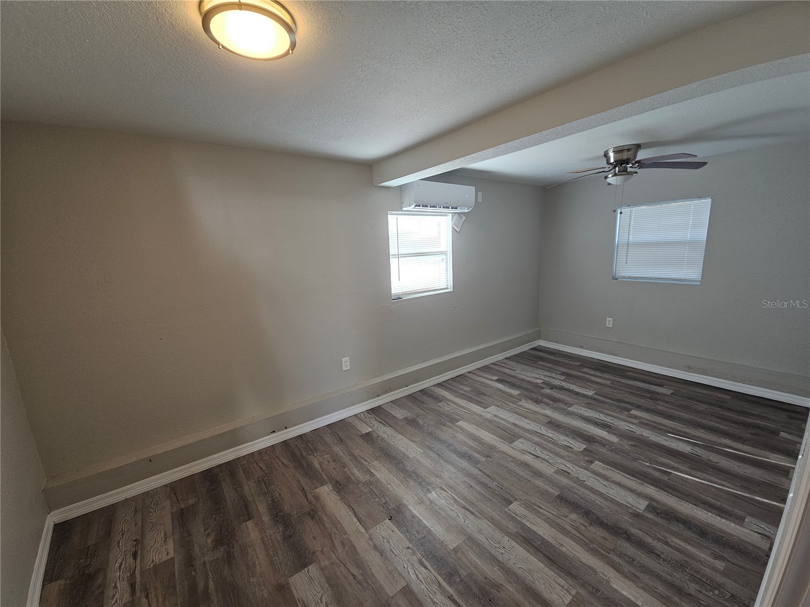 2412 51st Avenue N Saint Petersburg FL 33714 TB8523720 image68