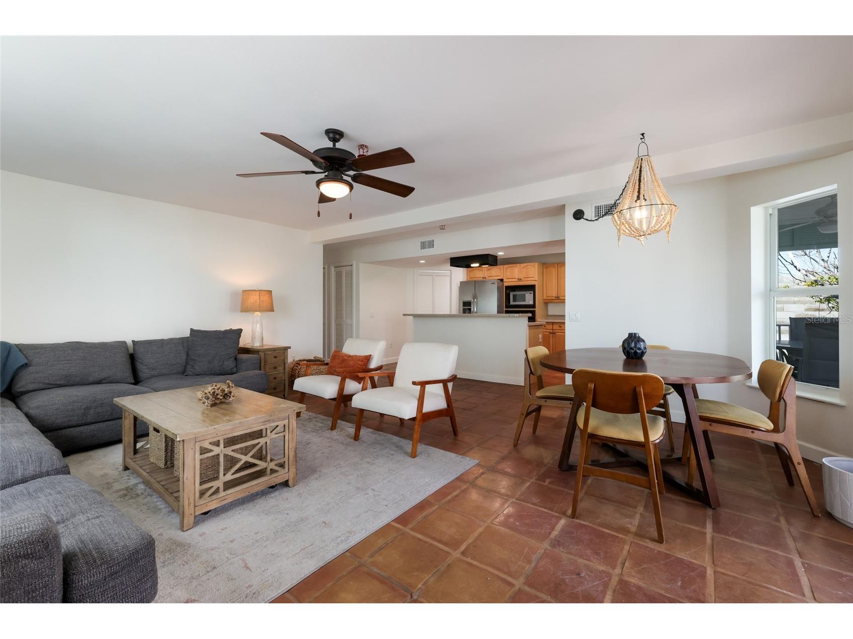 2412 Avenue B Bradenton Beach FL 34217 A4685605 image11