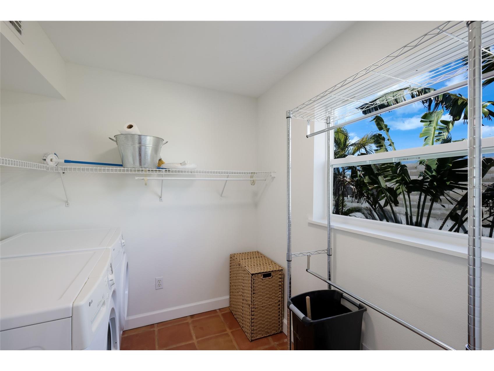 2412 Avenue B Bradenton Beach FL 34217 A4685605 image16