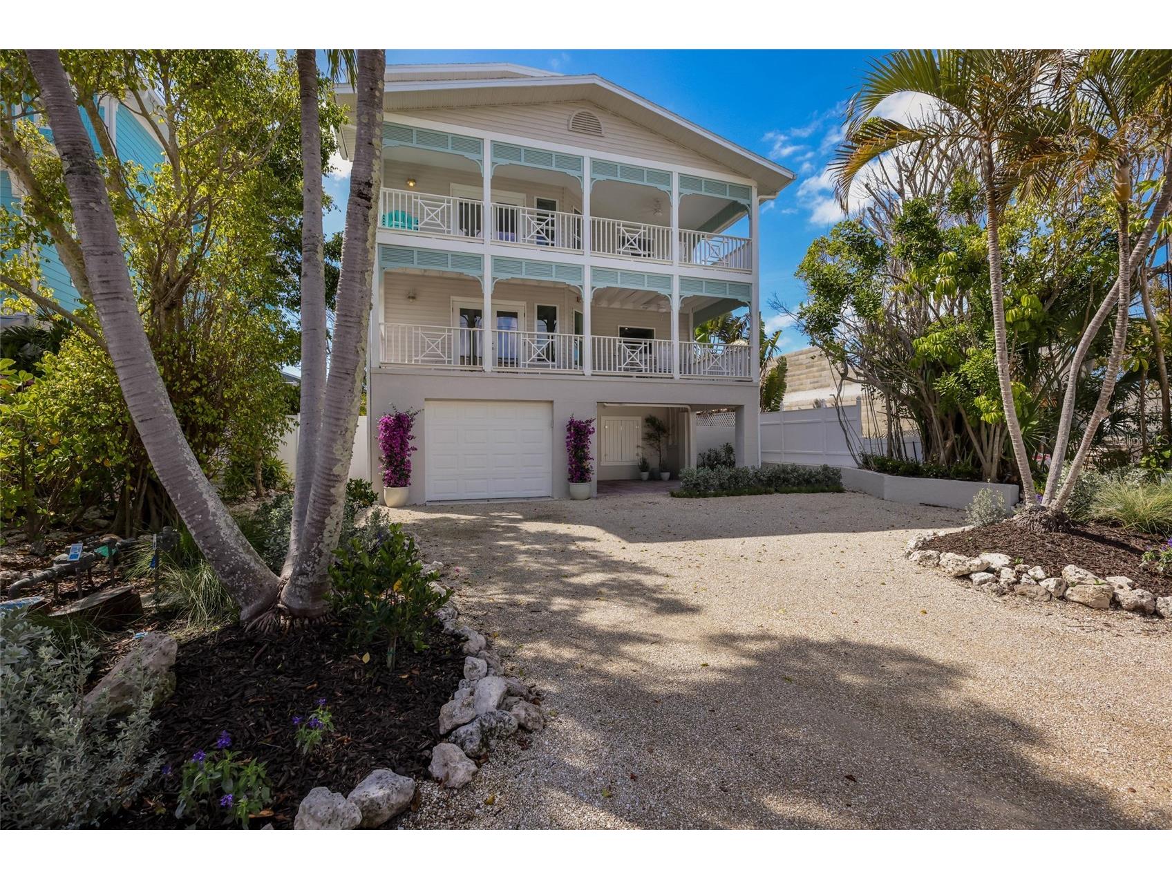 2412 Avenue B Bradenton Beach FL 34217 A4685605 image3