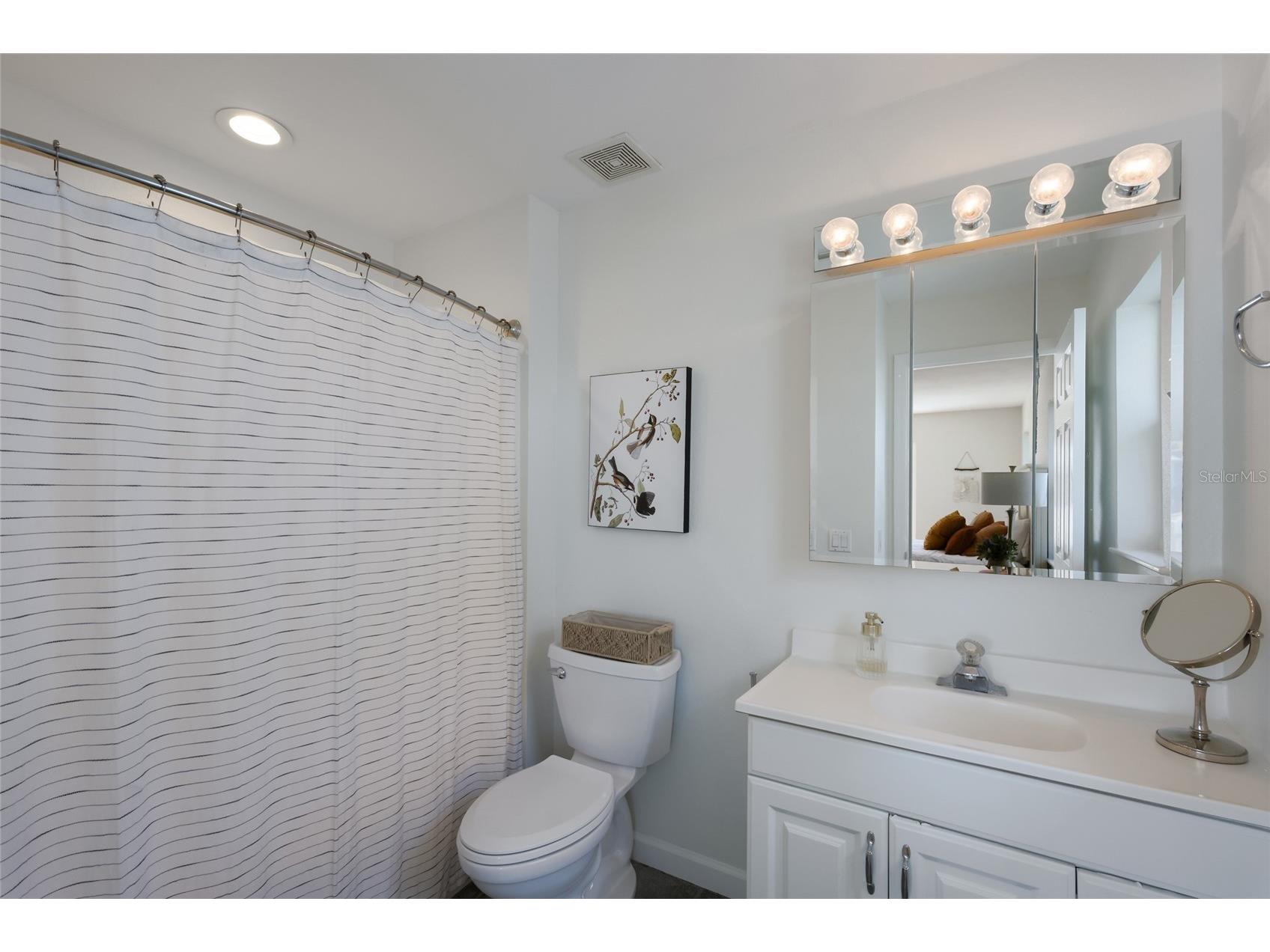 2412 Avenue B Bradenton Beach FL 34217 A4685605 image45