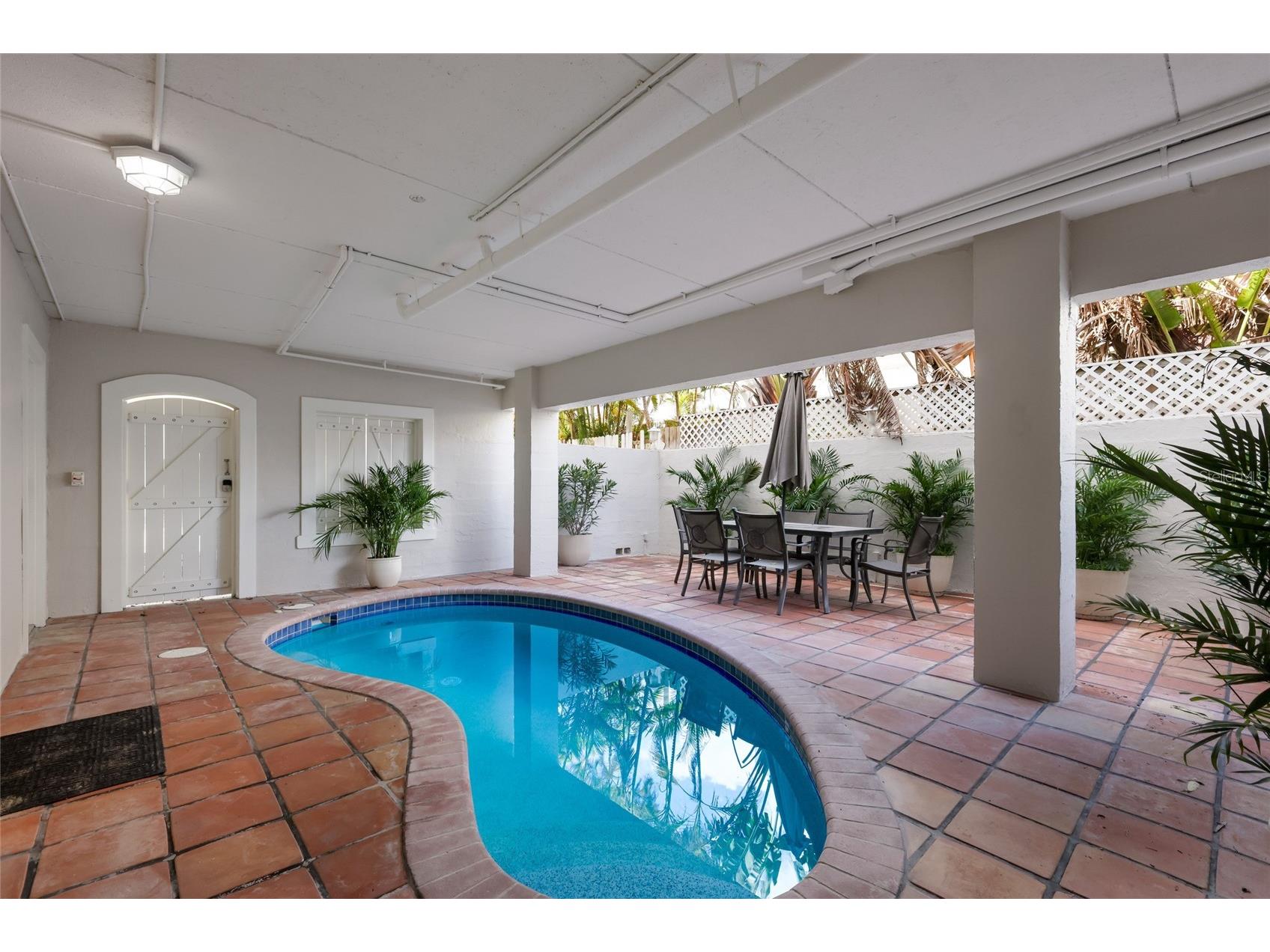 2412 Avenue B Bradenton Beach FL 34217 A4685605 image48