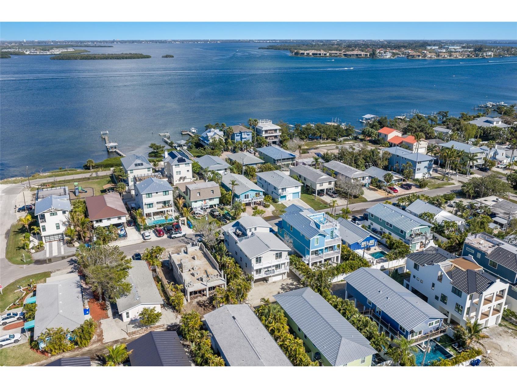 2412 Avenue B Bradenton Beach FL 34217 A4685605 image54