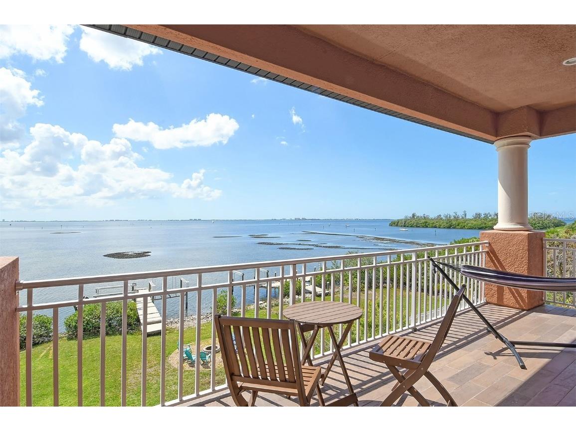 2412 Bay Dr Avenue W Bradenton FL 34207 A4631044 image1