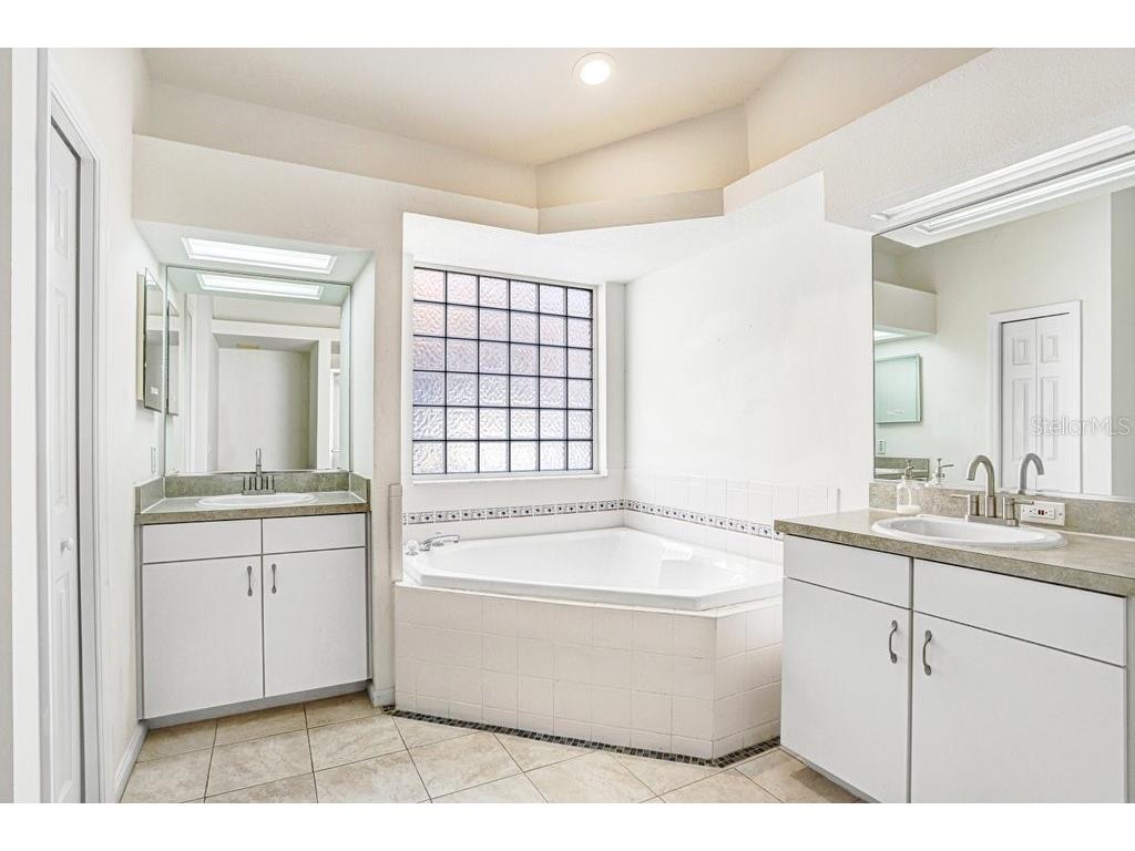 2412 Durant Road Valrico FL 33596 TB8475953 image14