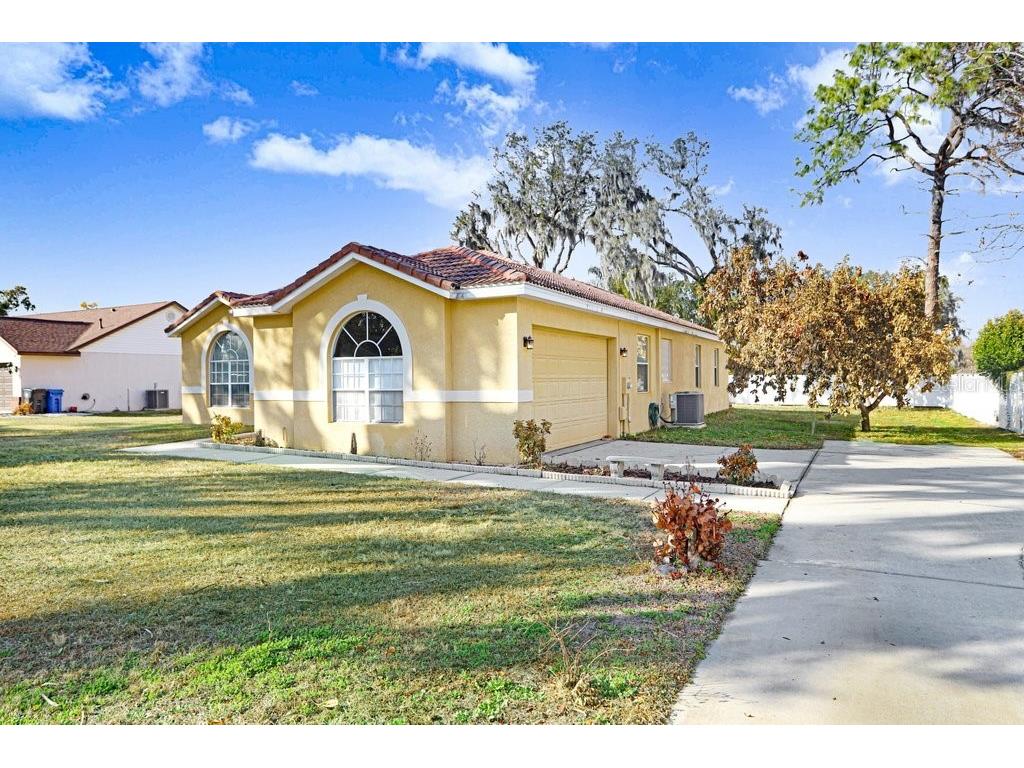 2412 Durant Road Valrico FL 33596 TB8475953 image24