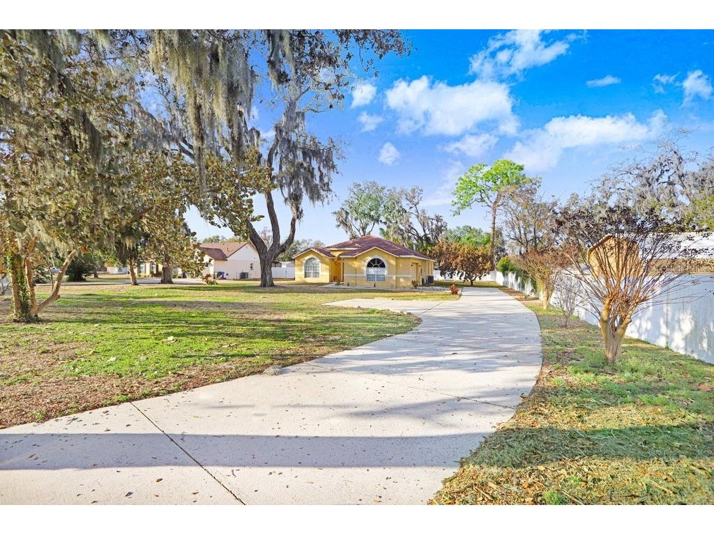 2412 Durant Road Valrico FL 33596 TB8475953 image25