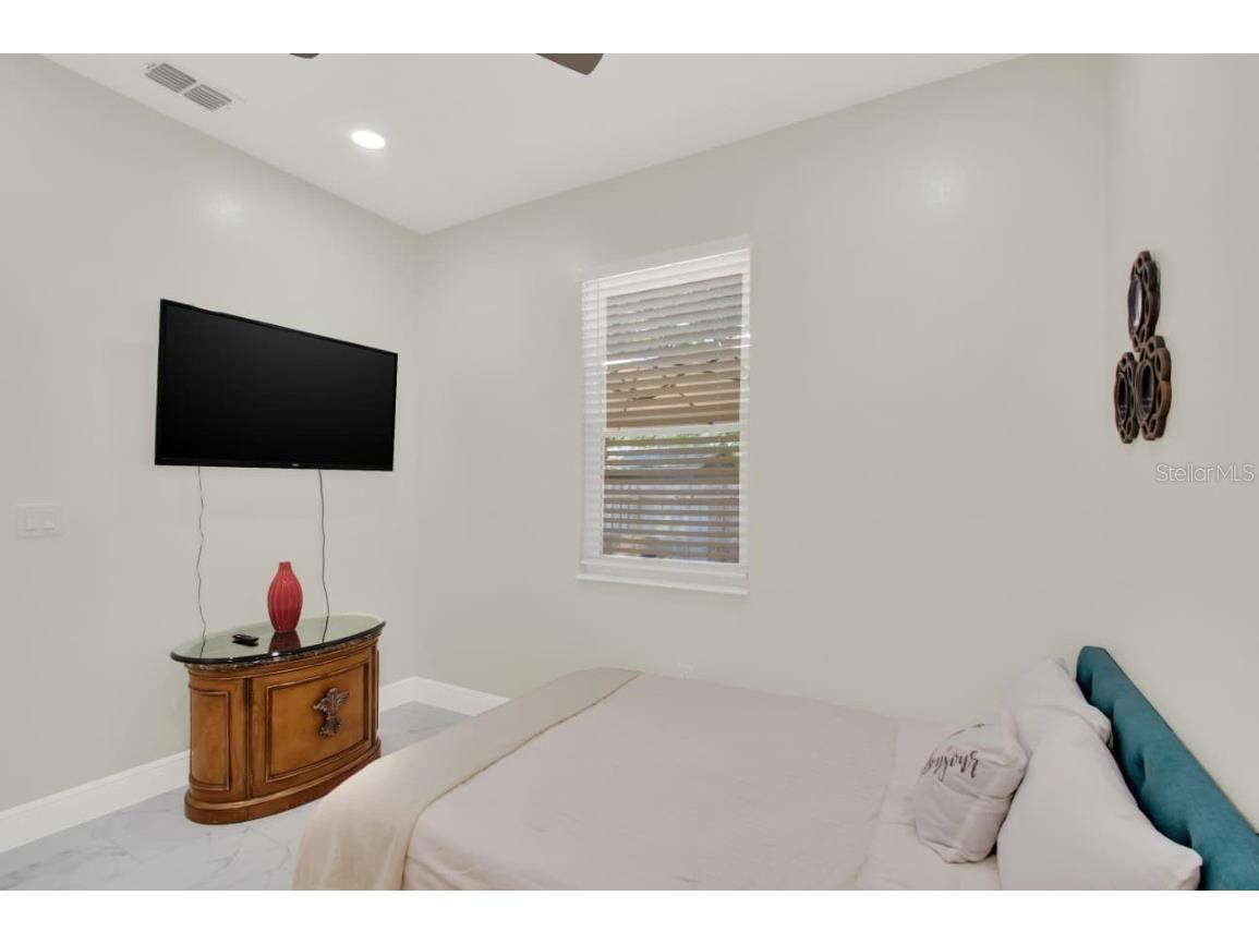 2412 E Chelsea Street Tampa FL 33610 TB8435275 image13