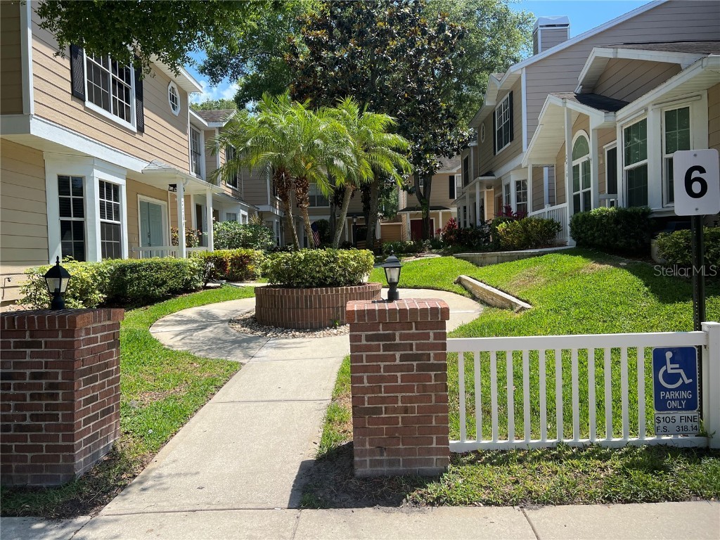 2412 Hounds Trail Palm Harbor FL 34683 U8198932 image1