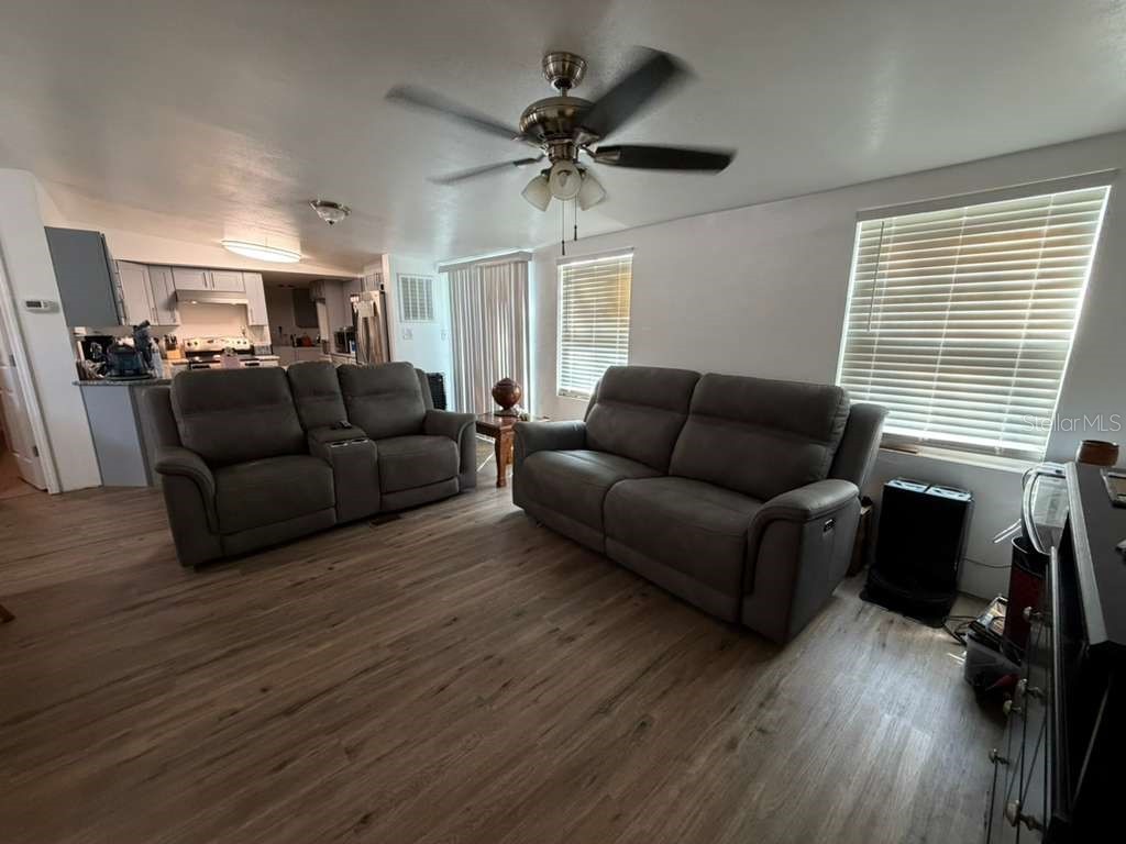2412 Island Oaks W Lakeland FL 33805 L4960159 image4