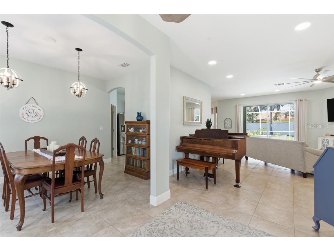 2412 Nature Pointe Loop Fort Myers FL 33905 C7518368 image13