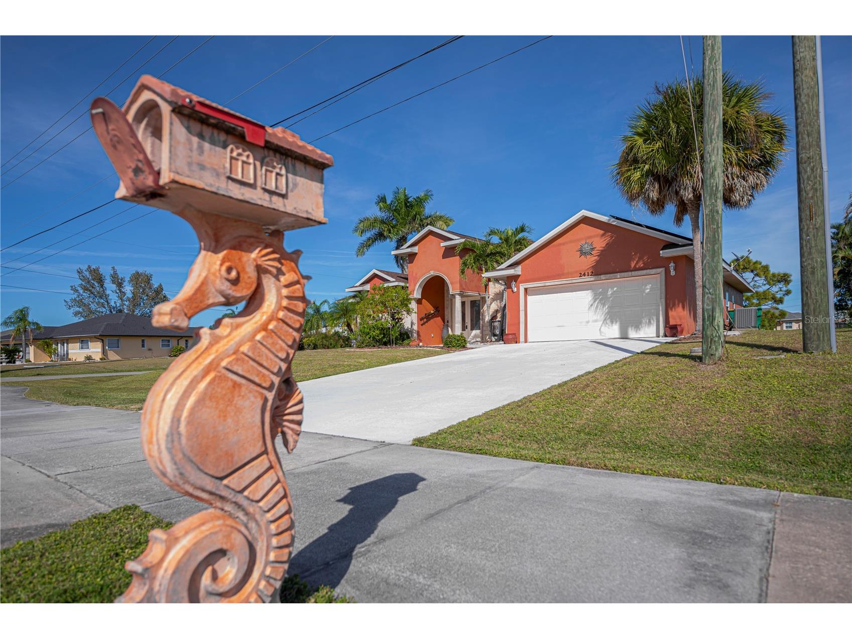 2412 Rio De Janeiro Avenue Punta Gorda FL 33983 C7517304 image1