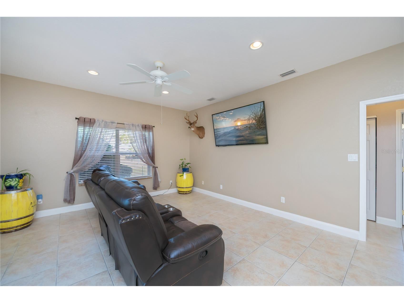 2412 Rio De Janeiro Avenue Punta Gorda FL 33983 C7517304 image28