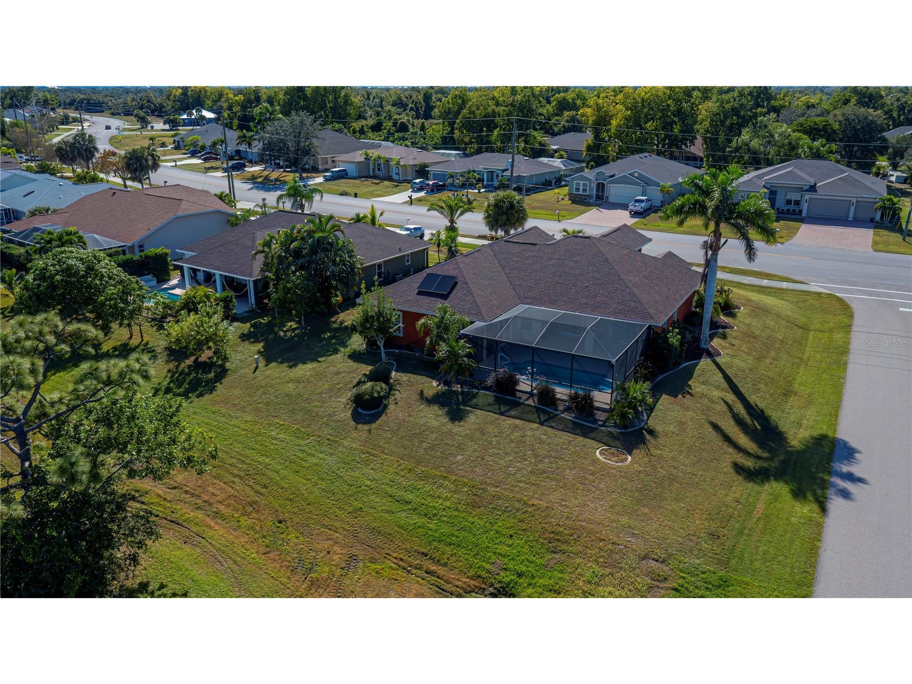 2412 Rio De Janeiro Avenue Punta Gorda FL 33983 C7517304 image4