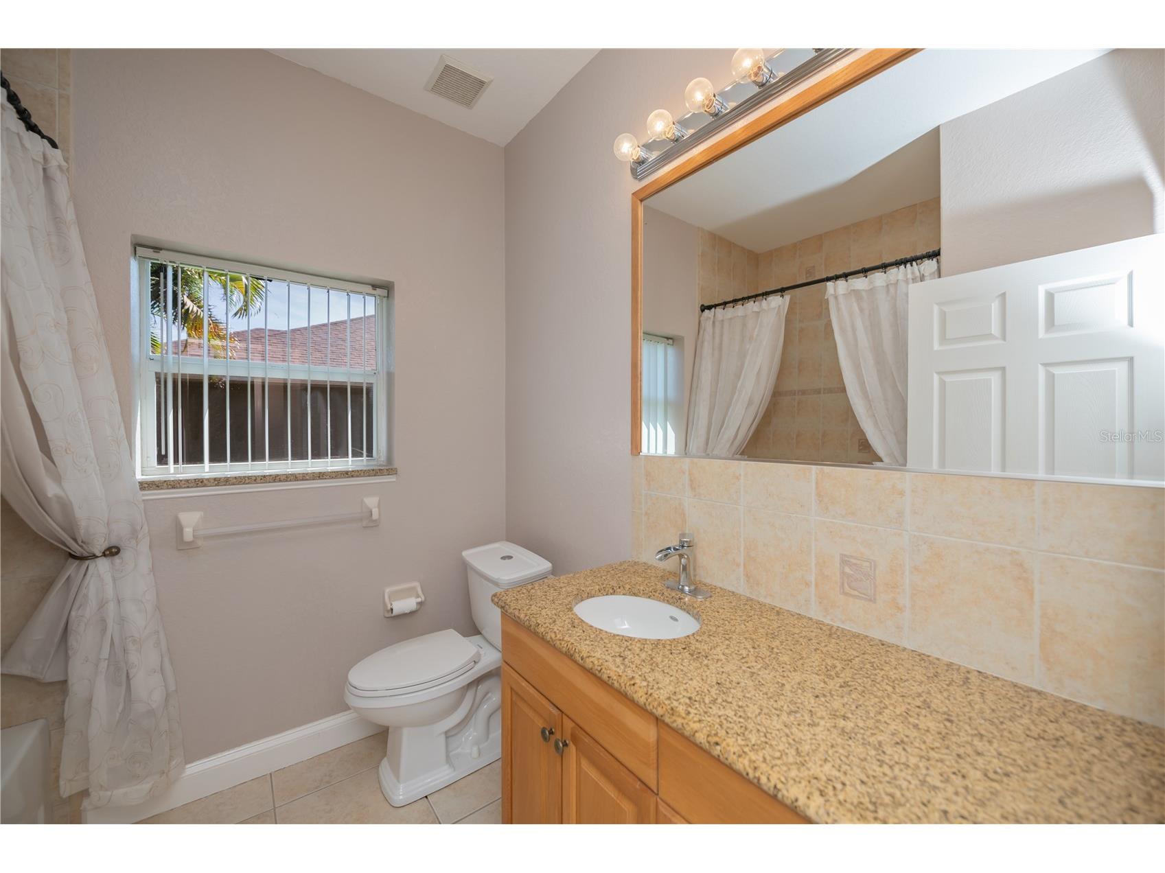 2412 Rio De Janeiro Avenue Punta Gorda FL 33983 C7517304 image44