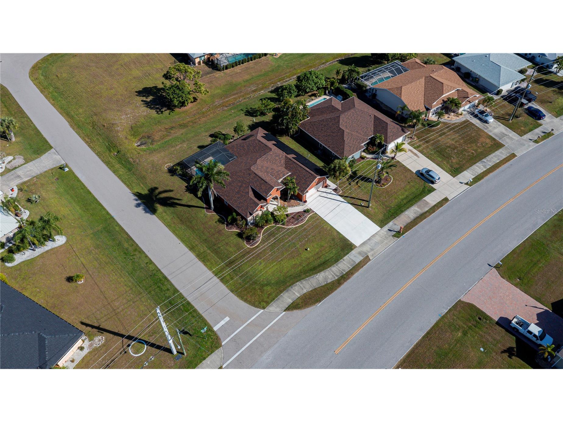 2412 Rio De Janeiro Avenue Punta Gorda FL 33983 C7517304 image5