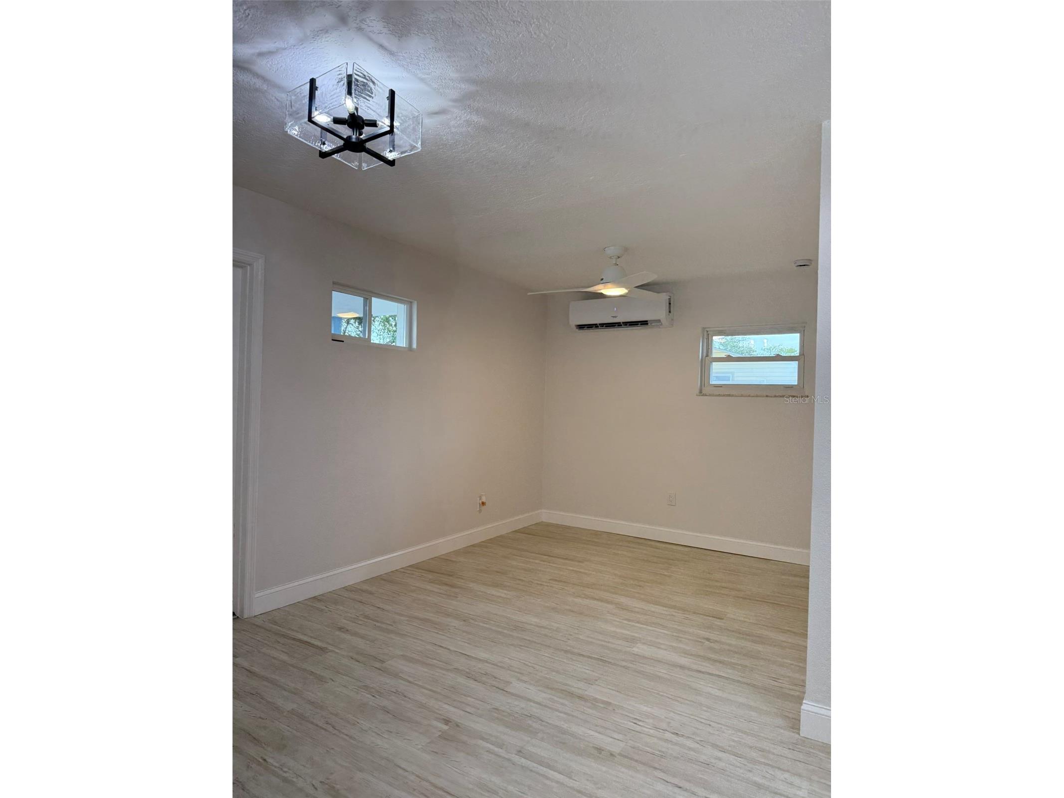 2413 18th Avenue N Saint Petersburg FL 33713 TB8506392 image8