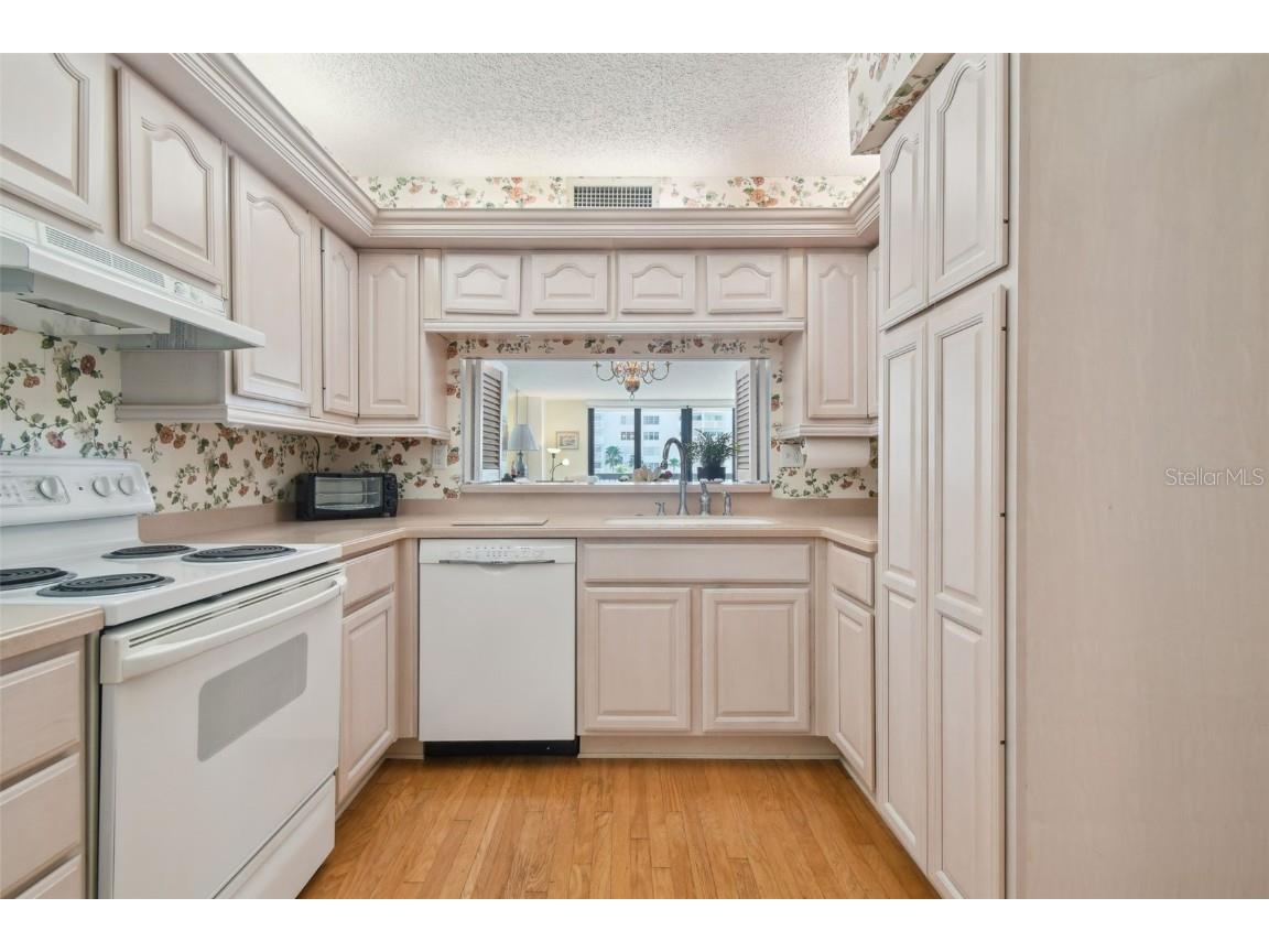 2413 Bayshore Boulevard #703 Tampa FL 33629 TB8410361 image15