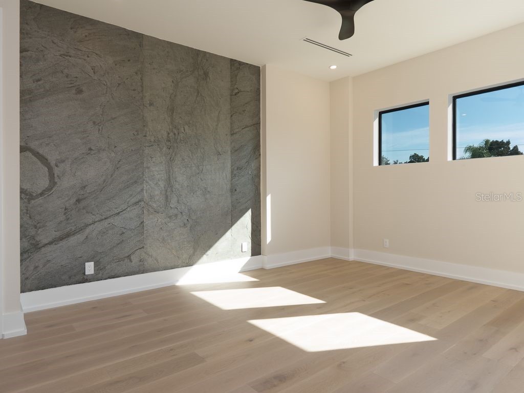 2413 Clematis Street Sarasota FL 34239 N6141220 image33