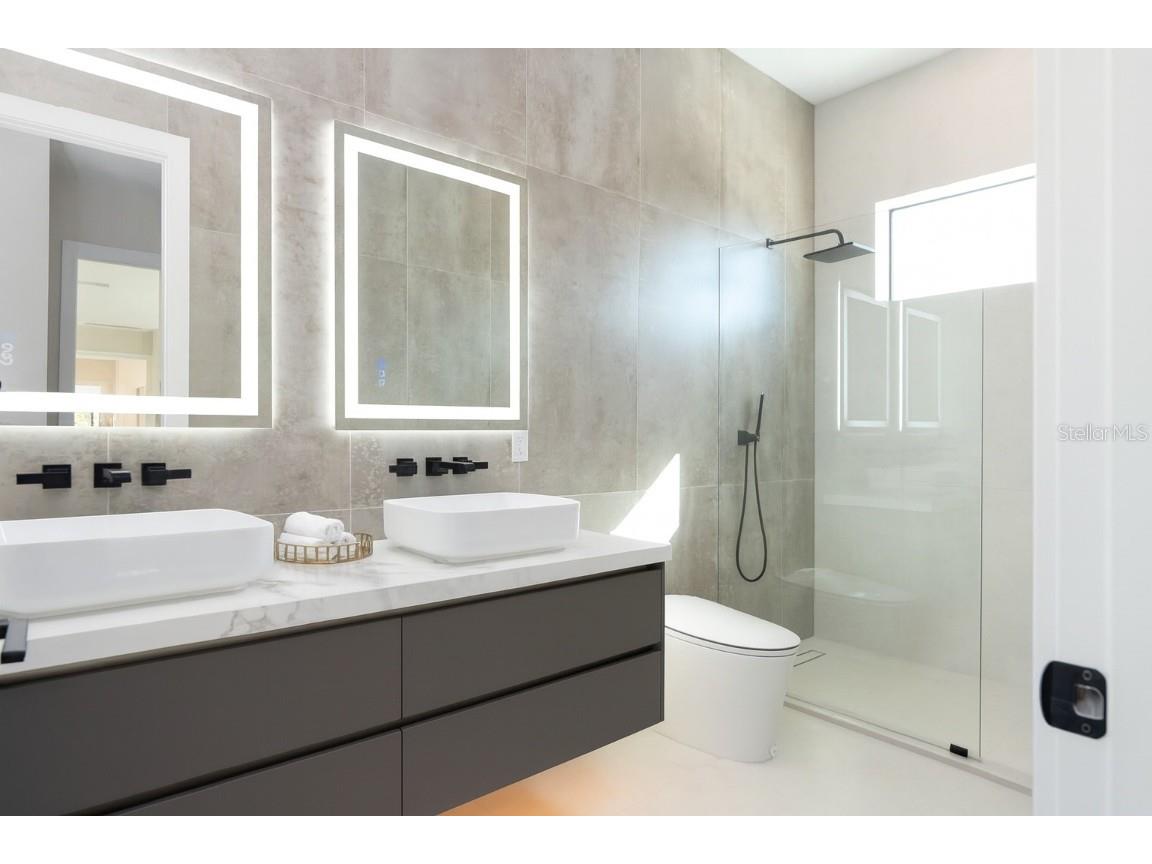 2413 Clematis Street Sarasota FL 34239 N6141220 image36