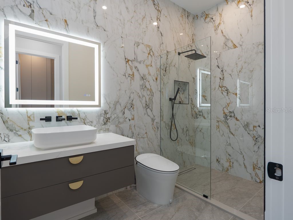 2413 Clematis Street Sarasota FL 34239 N6141220 image46