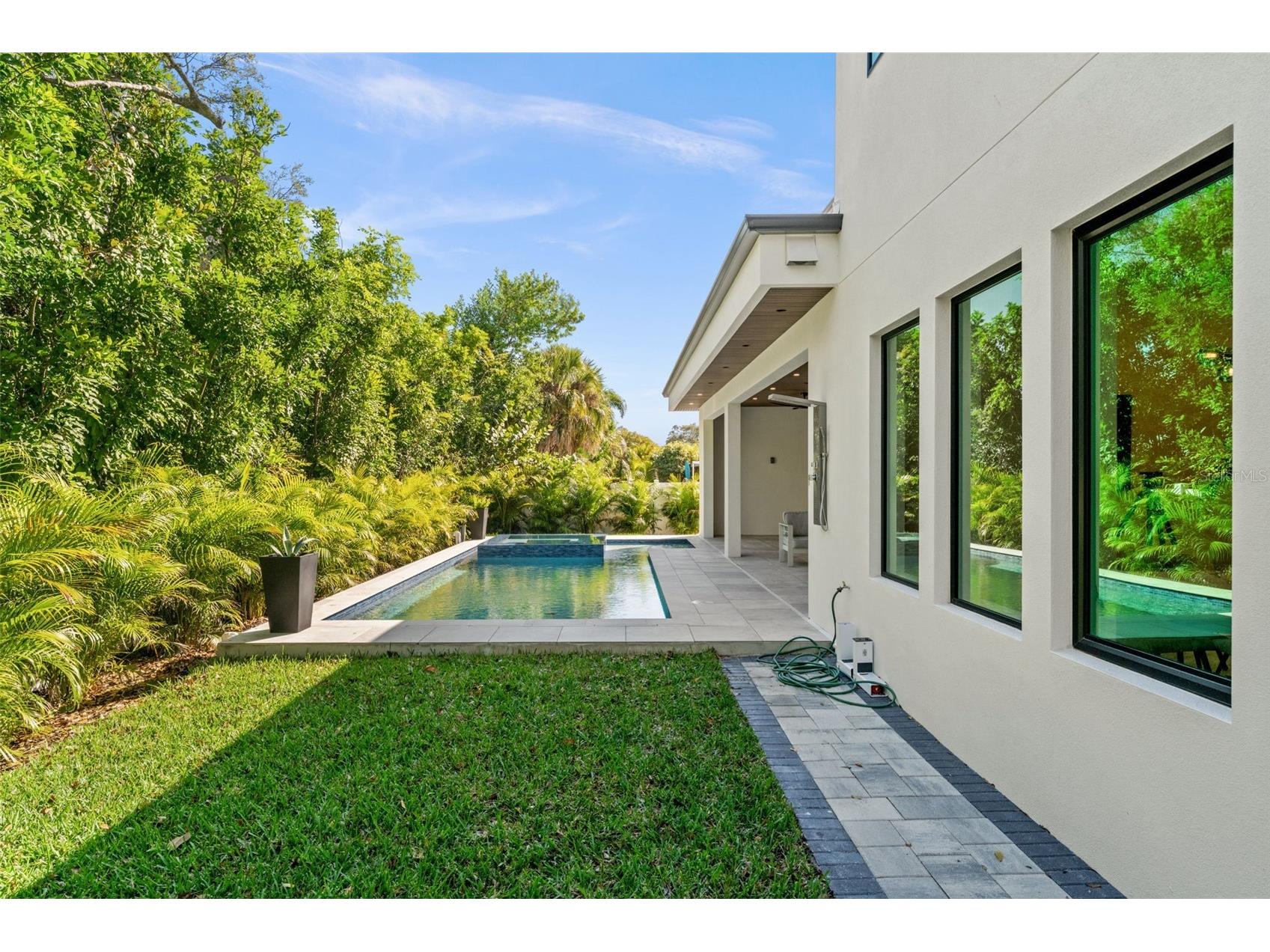 2413 Clematis Street Sarasota FL 34239 N6141220 image67