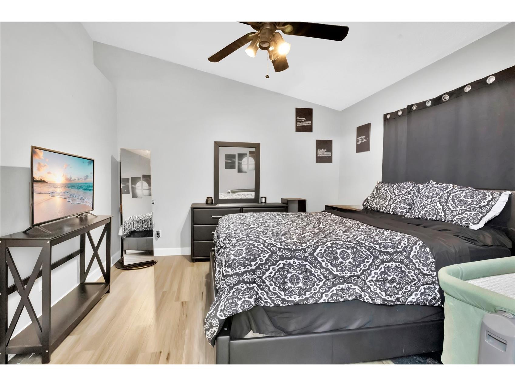 2413 Radnor Avenue Orlando FL 32826 O6405112 image13