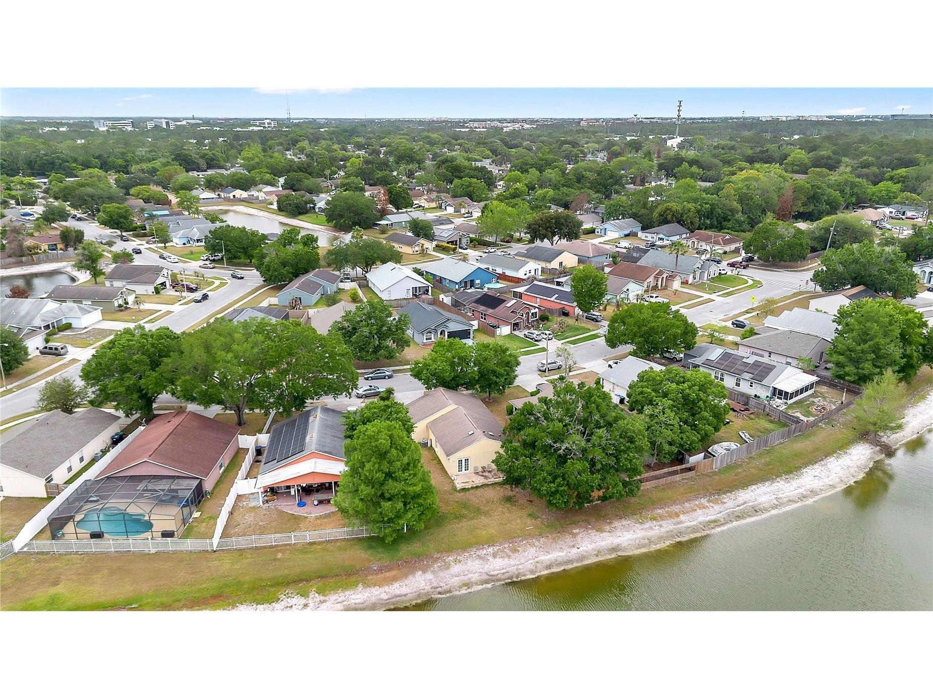 2413 Radnor Avenue Orlando FL 32826 O6405112 image30